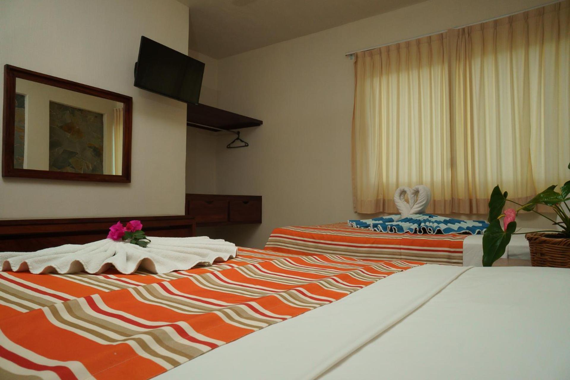 Auroza Resort 瓜亚比托斯 外观 照片