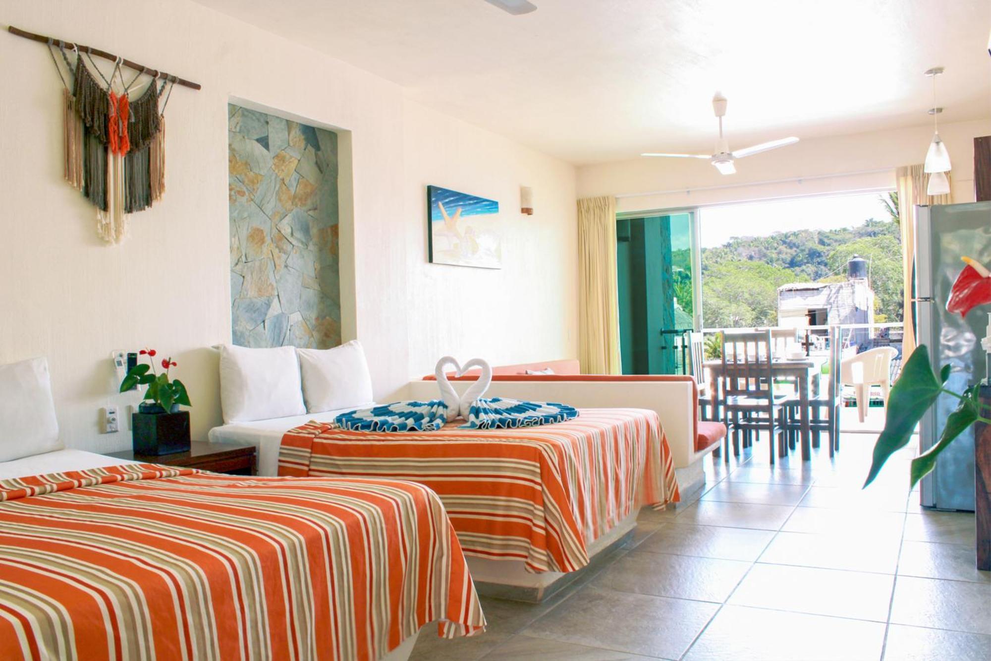 Auroza Resort 瓜亚比托斯 外观 照片