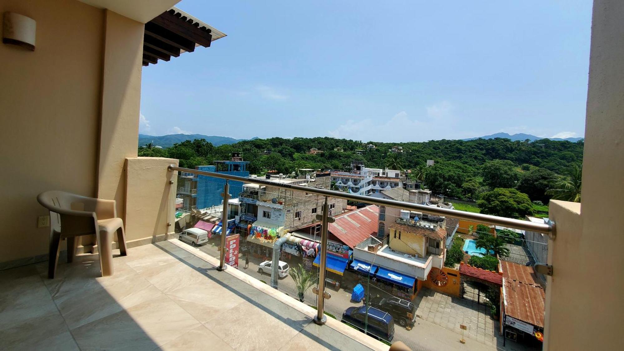 Auroza Resort 瓜亚比托斯 外观 照片