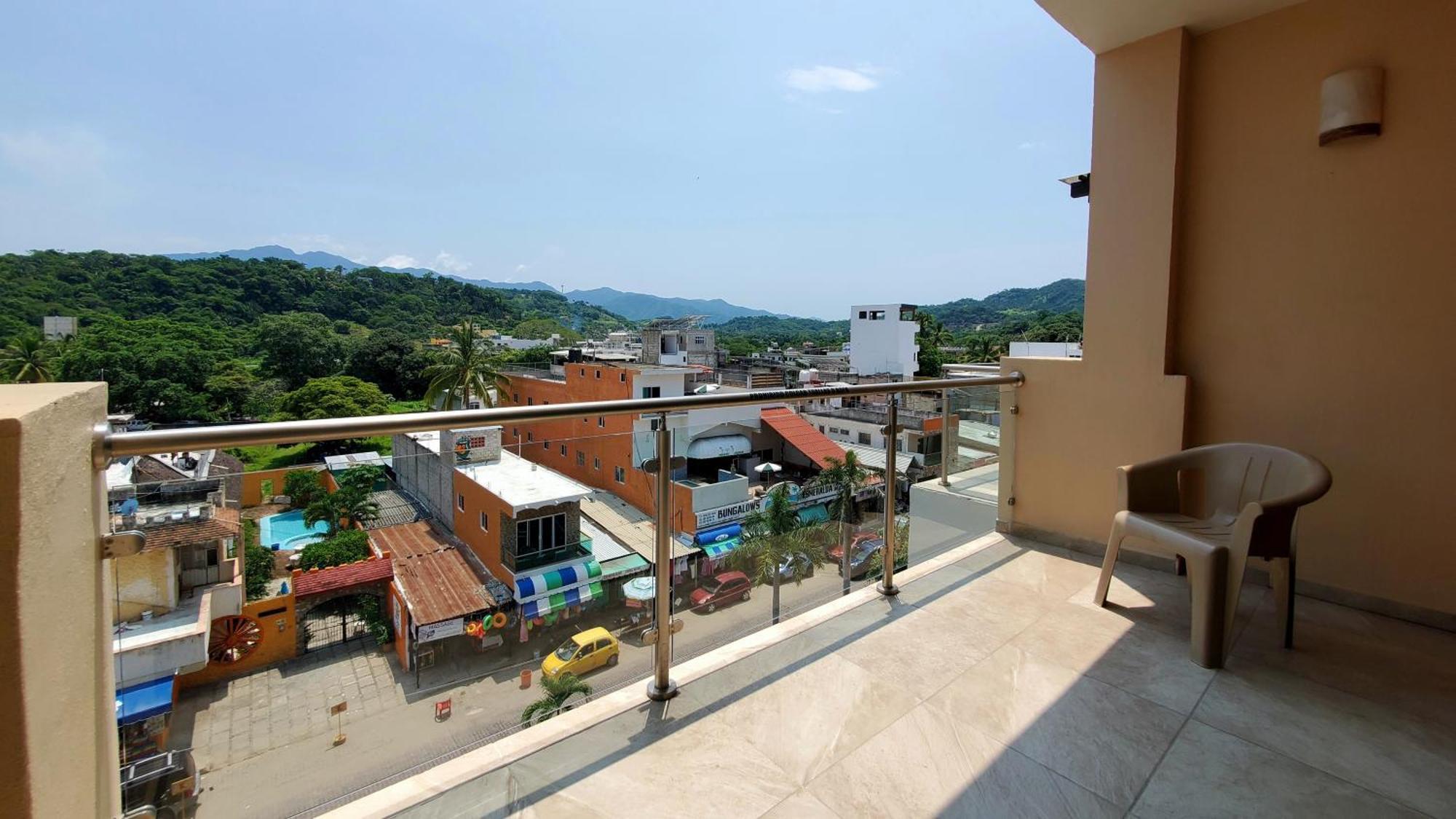 Auroza Resort 瓜亚比托斯 外观 照片