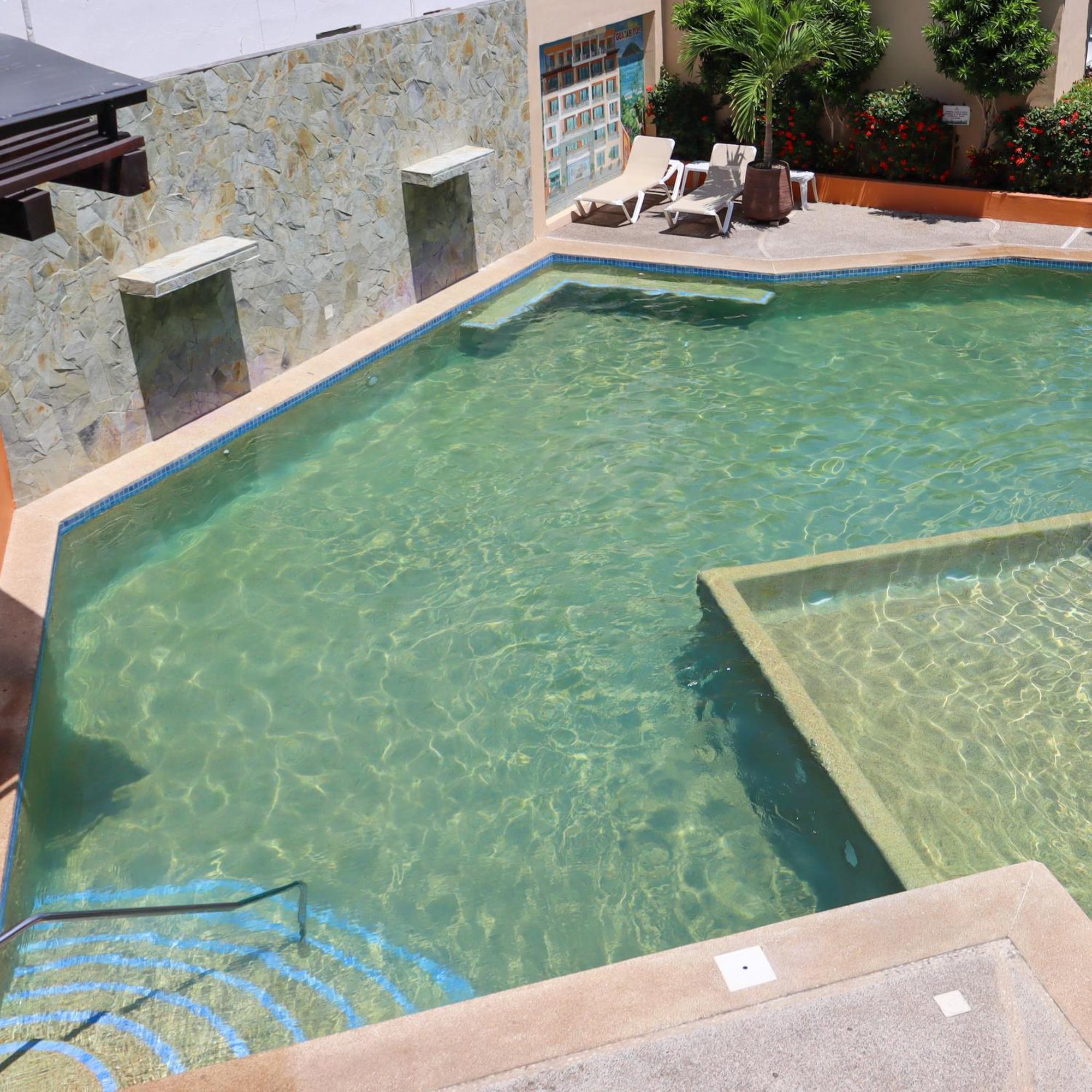 Auroza Resort 瓜亚比托斯 外观 照片