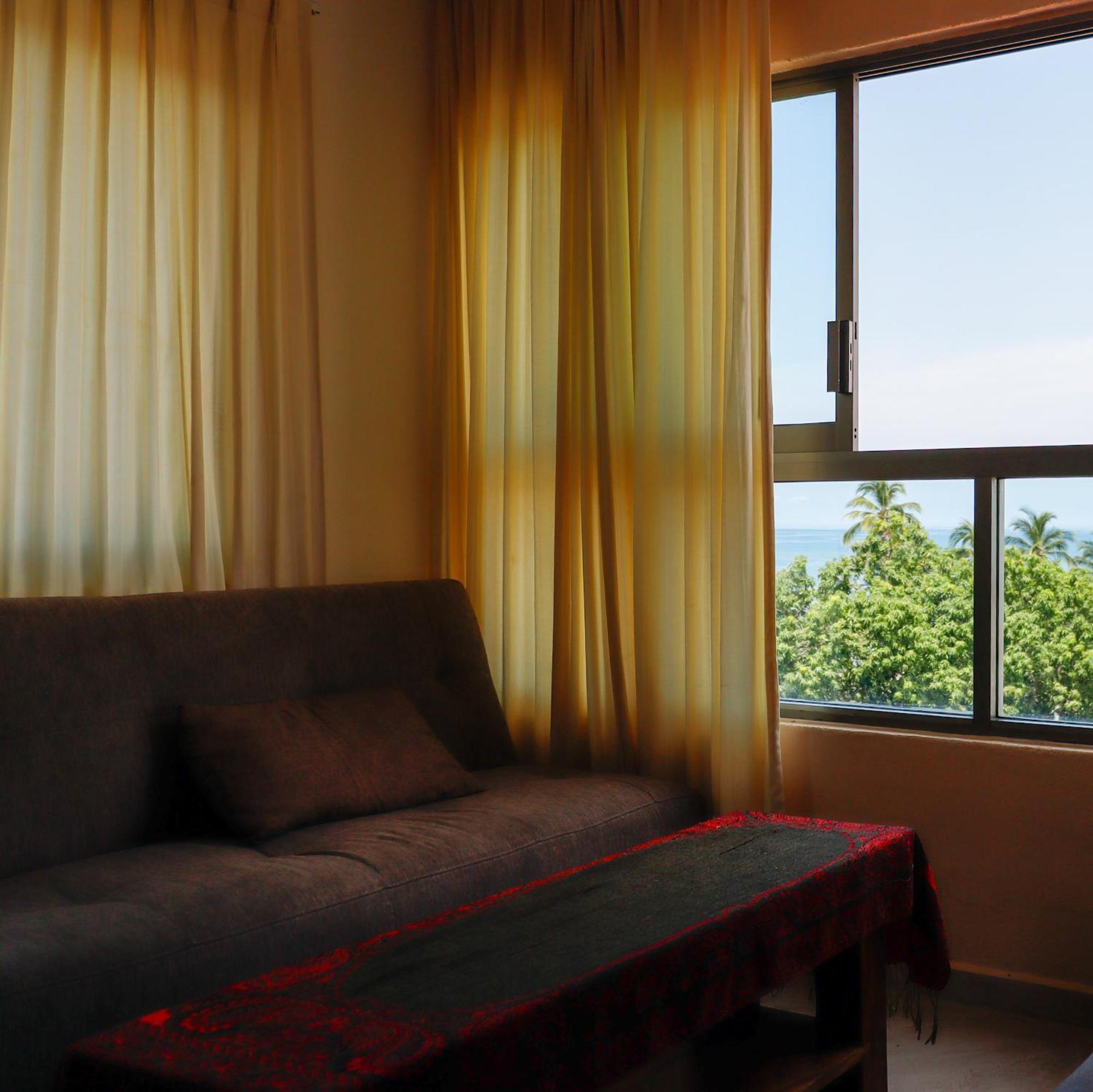 Auroza Resort 瓜亚比托斯 外观 照片