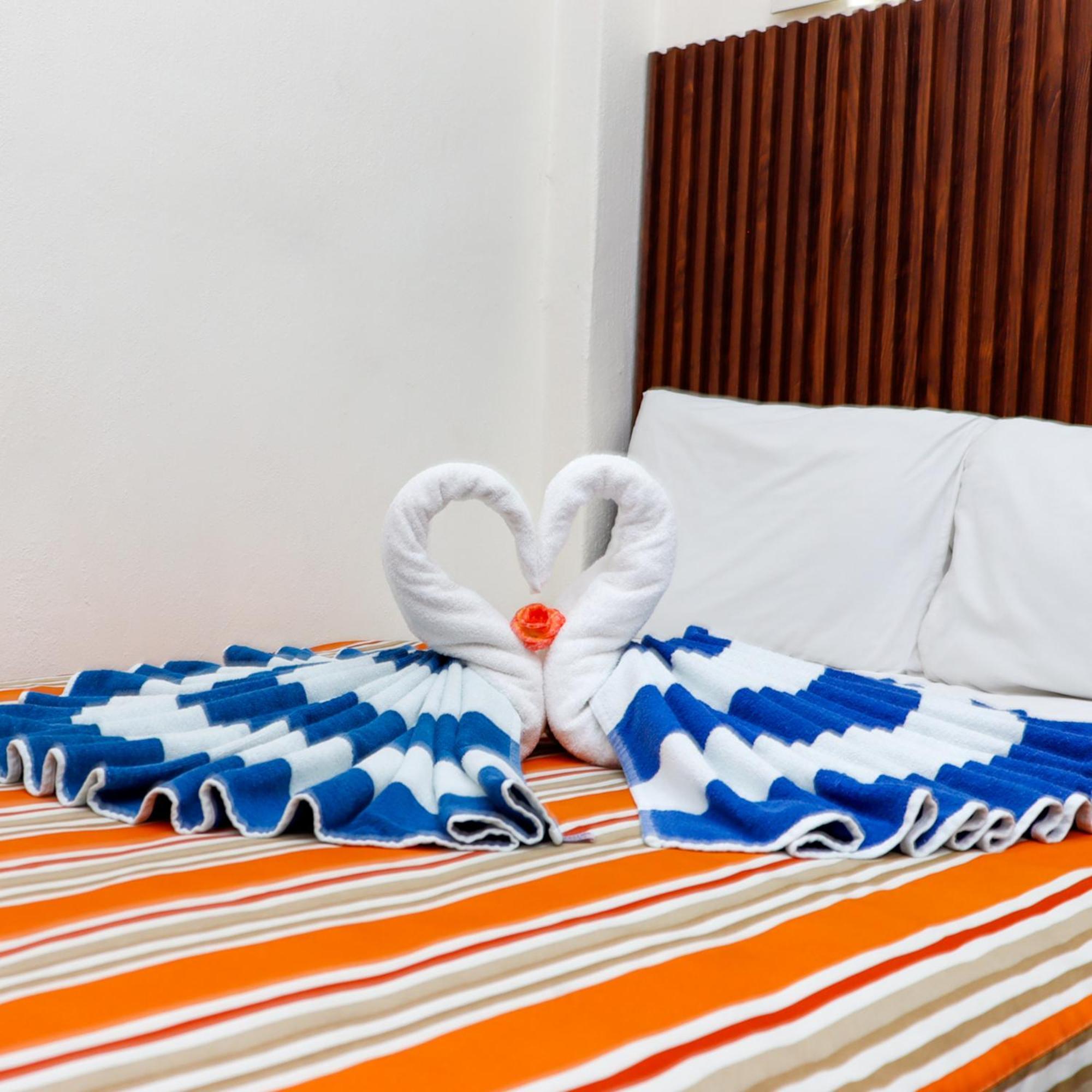 Auroza Resort 瓜亚比托斯 外观 照片